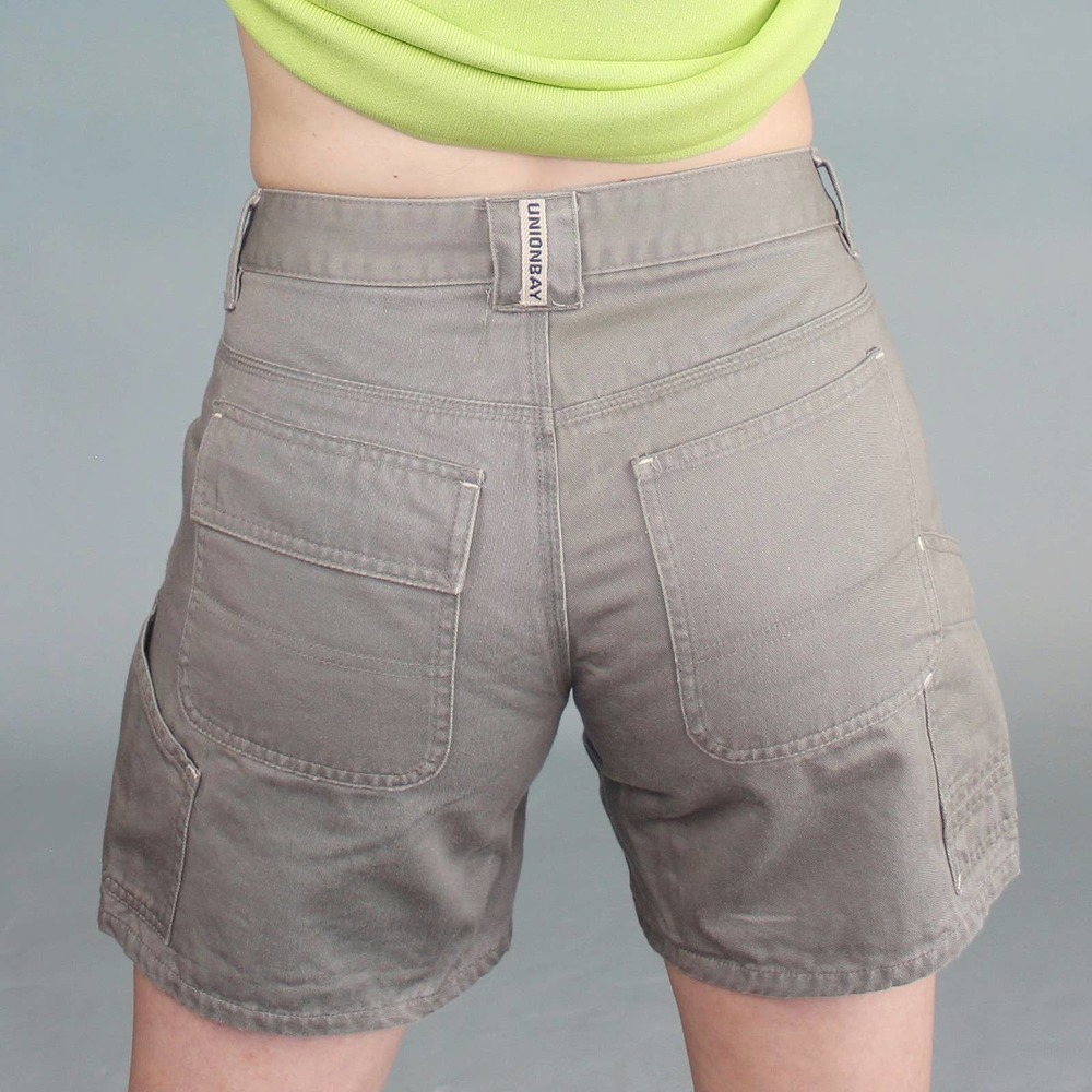 Vintage Y2k Gray Cargo Shorts by Union Bay